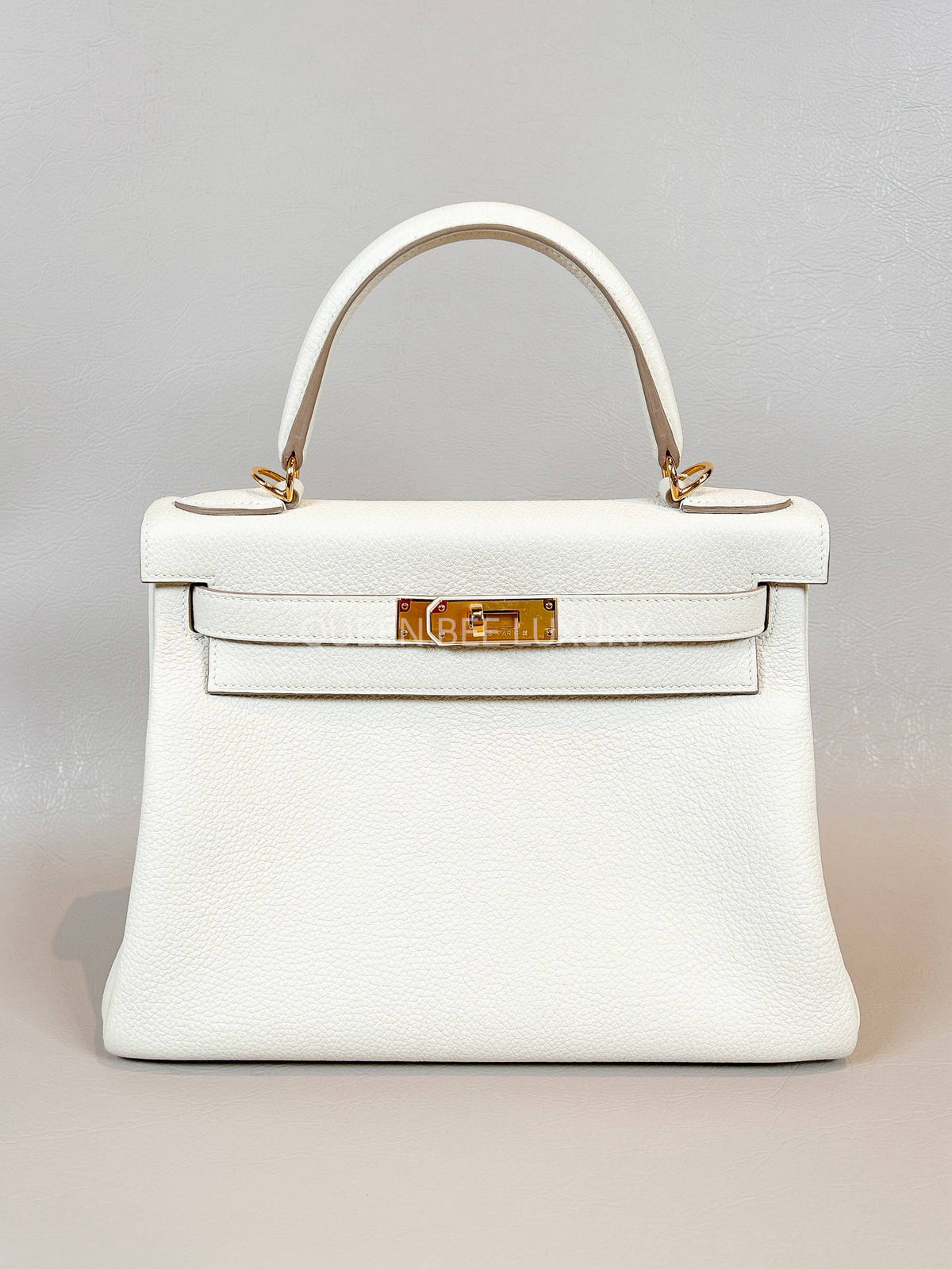 Hermes Kelly 28 / K28 Retourne Craie Veau Togo GHW #W.